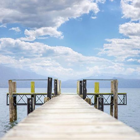 Tasman Holiday Parks - Te Anau Εξωτερικό φωτογραφία The pier at the lake