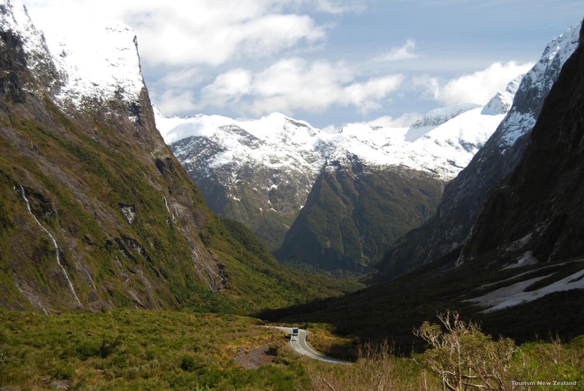 Tasman Holiday Parks - Te Anau Εξωτερικό φωτογραφία Milford Road